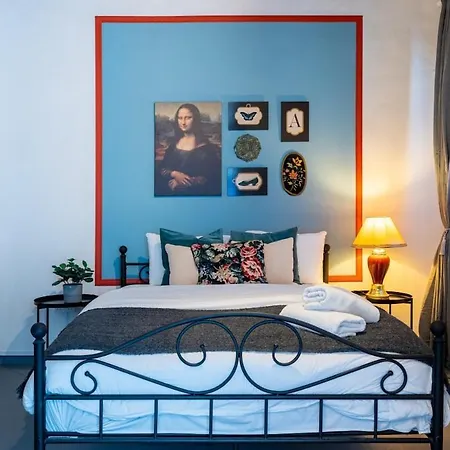 Blue Haven - 2-br Artistic Escape In Appartement