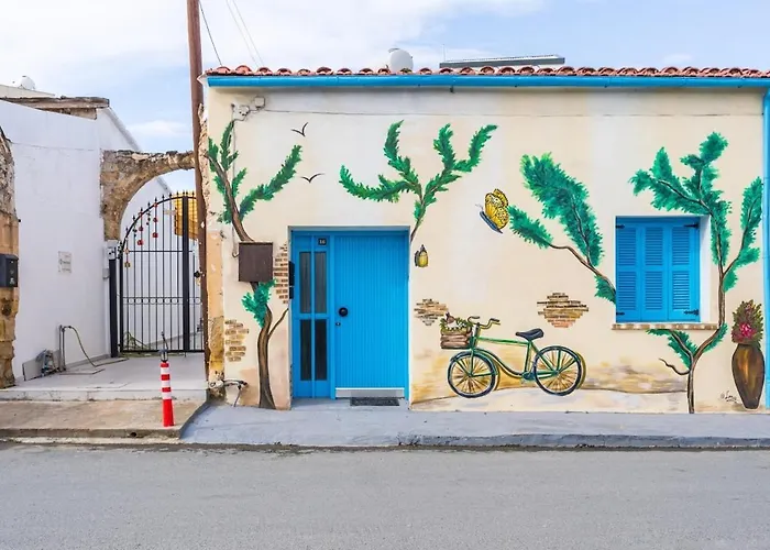 Blue Haven - 2-br Artistic Escape In Apartmán *