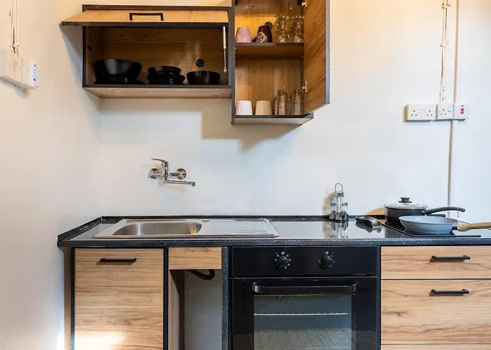 Blue Haven - 2-br Artistic Escape In * Larnaca