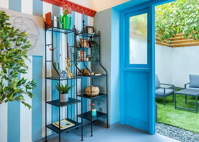 Blue Haven - 2-br Artistic Escape In Apartment *